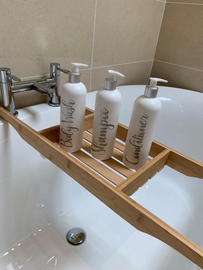 Orchard Oasis, Luxury Penthouse Getaway Apartment Coleraine Luaran gambar